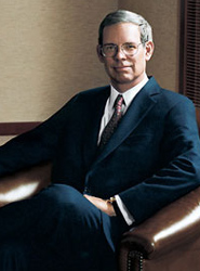 El presidente y consejero delegado de la firma, Michael J. Kowalski.