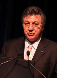 El presidente de CIBJO, Gaetano Cavalieri.