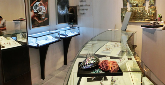 La firma de joyería Ccusi, inspirada en la cultura Inca, inaugura un nuevo establecimiento en el centro de Bilbao