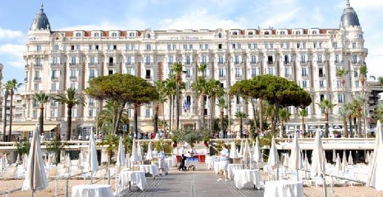 Un individuo rob&oacute; el viernes, a mano armada, joyas por valor de 40 millones de euros en el hotel Carlton de Cannes