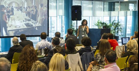 La diseñadora Laura González, durante su intervención en ProDiam 2013.