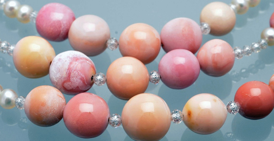 El misterio del collar de perlas naturales guardado en la caja fuerte