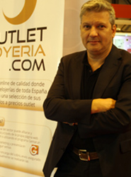 El gerente de outlejoyeria.com, Sergio Ventura.