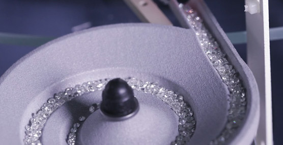 El laboratorio gemológico suizo SSEF patenta un nuevo sistema de detección en masa para diamantes sintéticos