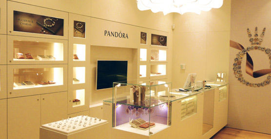 Pandora inaugura establecimiento en la costa mediterránea, en la localidad alicantina de La Zenia