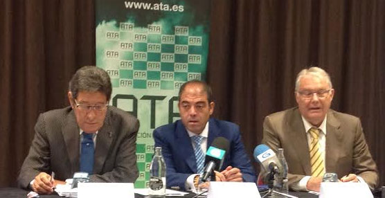 El Gremio Nacional firma un acuerdo con ATA para respaldar a los trabajadores autónomos del Sector