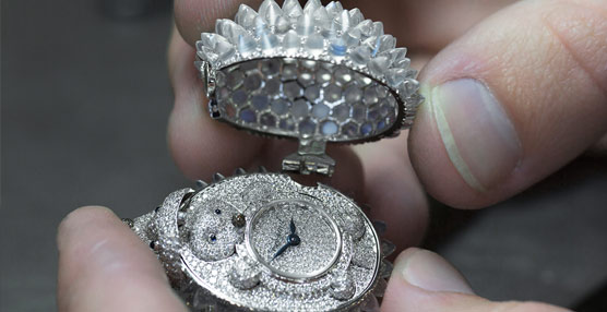 Chopard sigue ampliando su bestiario con un nuevo reloj-joya inspirado en el erizo