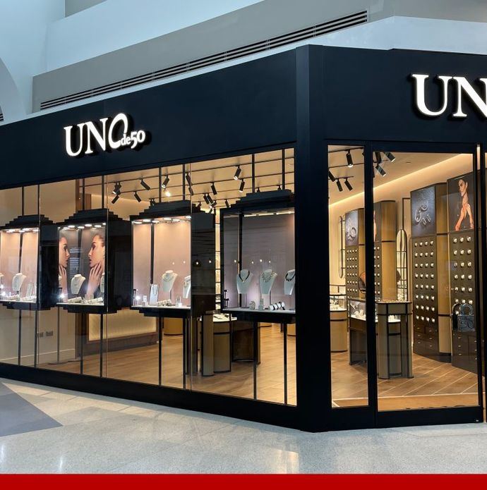 UNOde50 inaugura un nuevo punto de venta en ECI