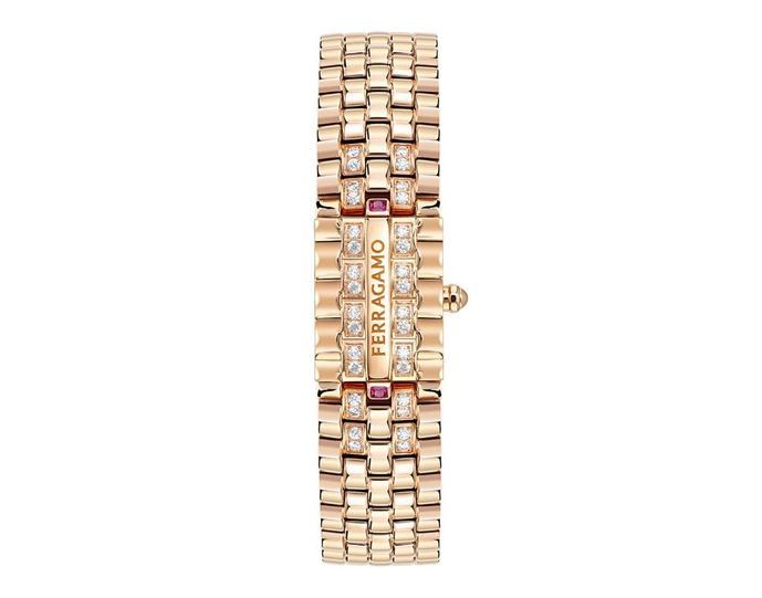 Ferragamo convierte el modelo Secret en un reloj joya