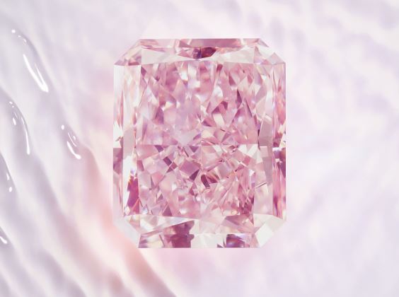 Chopard presenta el diamante ‘Rose of Caroline’