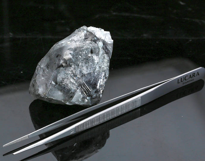 Extraen un diamante de casi 1.000 quilates en Botswana