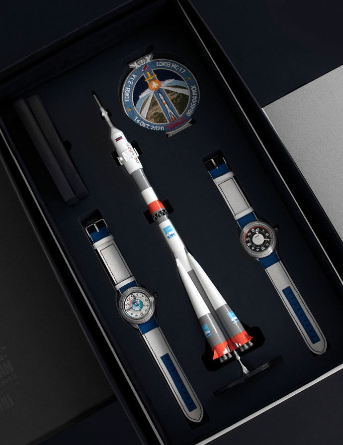 Raketa lanza un reloj homenajeando a los cosmonautas