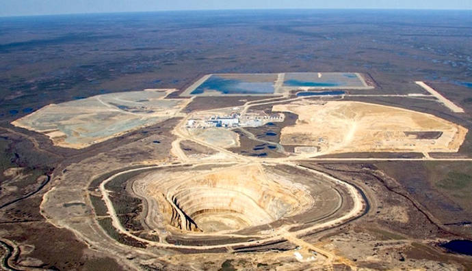 De Beers cierra una mina en Canadá