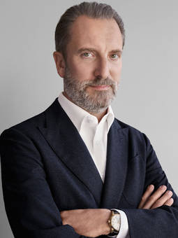 Alessandro Bogliolo es el CEO de Tiffany.