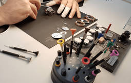 Los relojeros de ANPRE crean su propio manual para la reapertura de los talleres