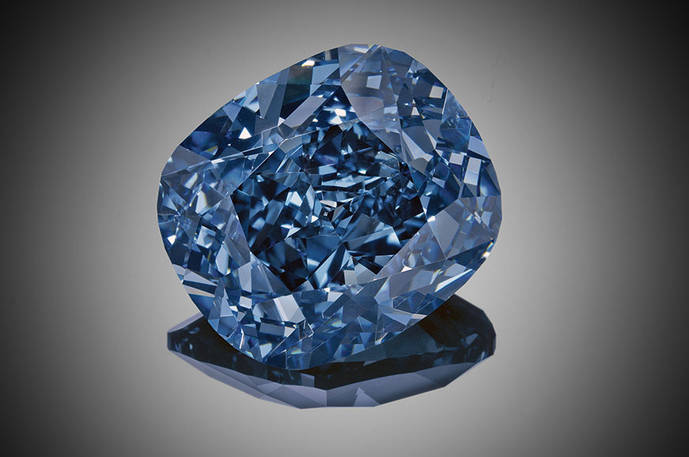 Sotheby’s subasta el soberbio diamante Blue Moon