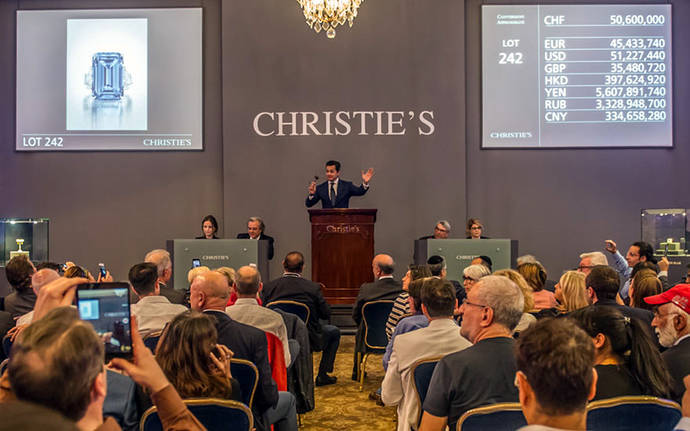 Christie’s vende el diamante Oppenheimer Blue por 57 millones