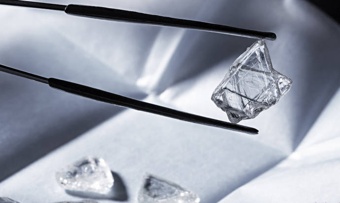 La industria del diamante espera recuperar al equilibrio en 2021