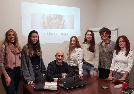 Curso de joyería sostenible en el Colegio joyero de Cataluña