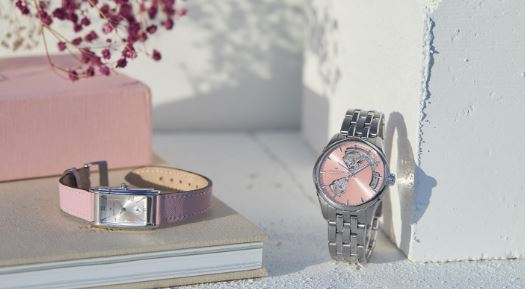 Hamilton presenta dos nuevos relojes en rosa