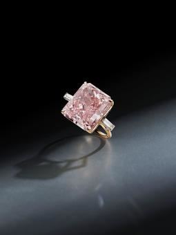 Diamante Fancy Intense Pink con un peso de 20,19 quilates
