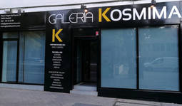 Fachada de la nueva galería de arte y joya de autor, Kosmima. 