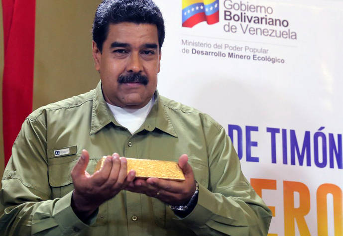 Maduro carga contra EE.UU por su embargo al oro