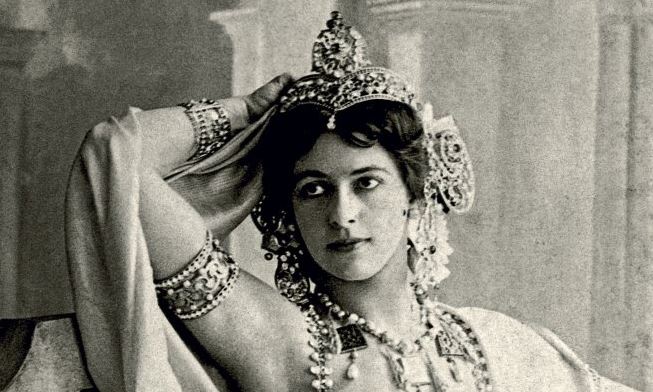 Museo Huis Doorn compra joyería Mata Hari