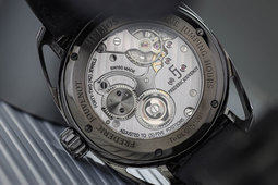 Frederic Jouvenot presenta su nuevo reloj Helios Carbon