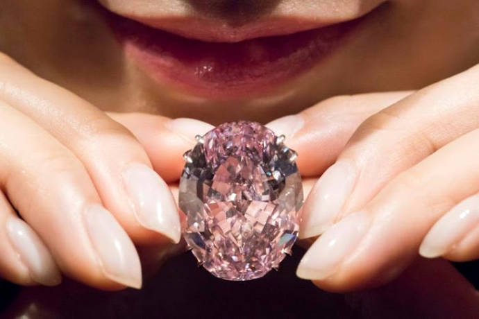 El Espíritu de la Rosa salva los resultados de Alrosa en 2020