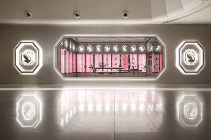 Apertura de la tienda más grande de Swarovski en Shangai