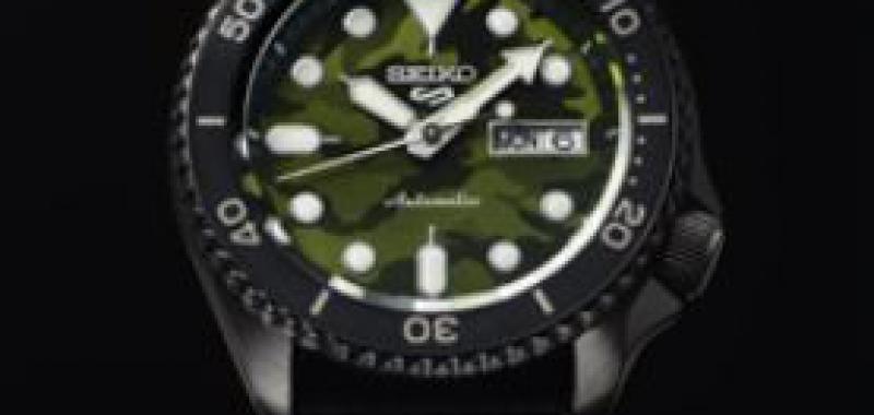 Seiko 5 Sports verde camuflaje